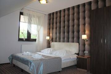 Фото номера Стандартный двухместный номер с 1 кроватью Отель Hotel Cykada г. Вельки Глембожек 3